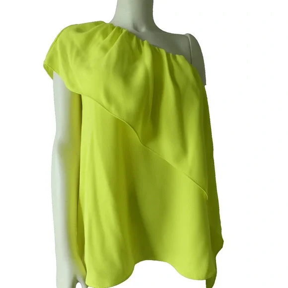 Trina Turk Satisfied One-Shoulder Top NWT Yellow Layer Flutter Flowy Summer Sz M - Picture 1 of 10